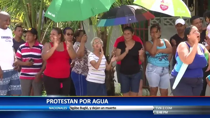 Residentes de El Lago en Tocumen protestan