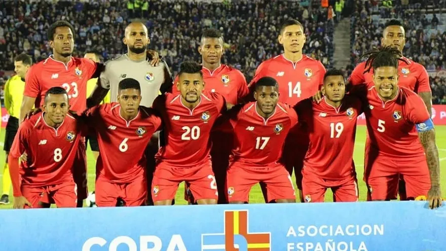 Panamá sucumbió en el estadio Centenario de Montevideo ante Uruguay