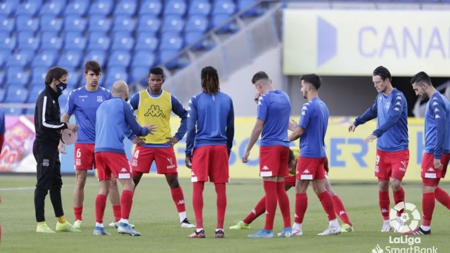 Resumen La Palmas-Alcorcón, con actuación de Fidel escobar en la titular