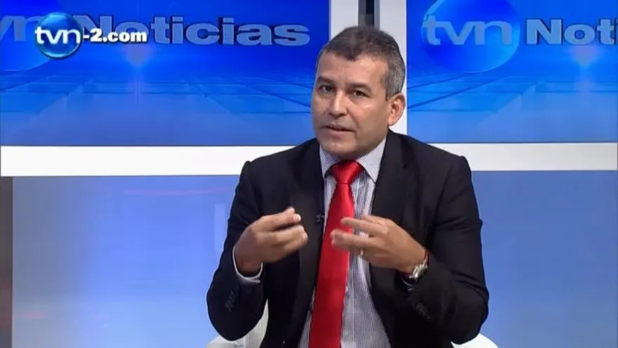 Sittón acusa a Rosas de supuestas irregularidades