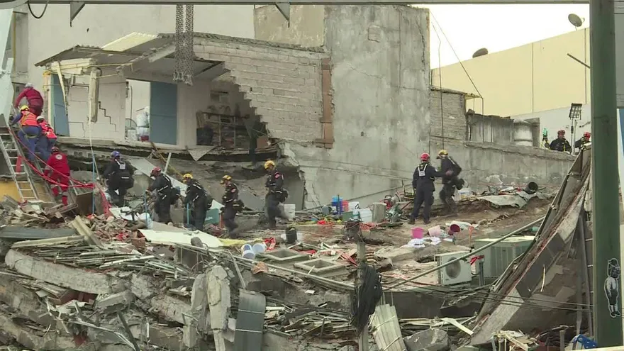 Rescates en Ciudad de México suspendidos por nuevo sismo