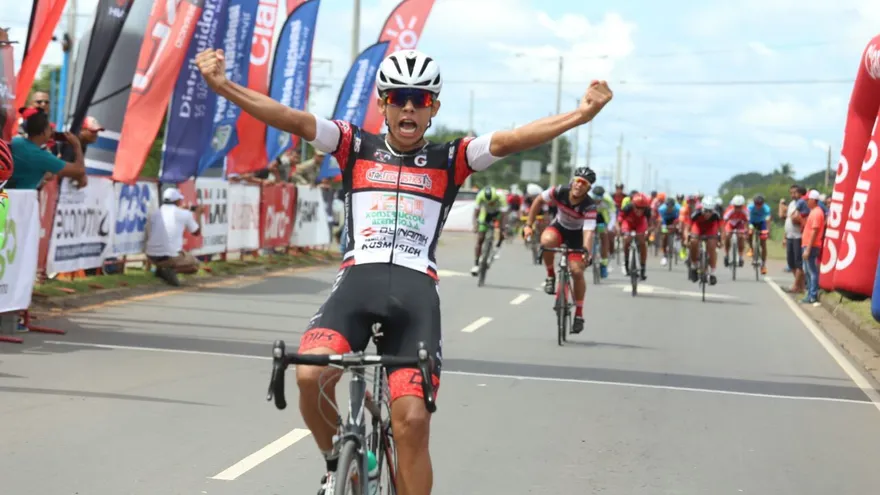 Archibold muestra su casta y gana la cuarta etapa del Tour