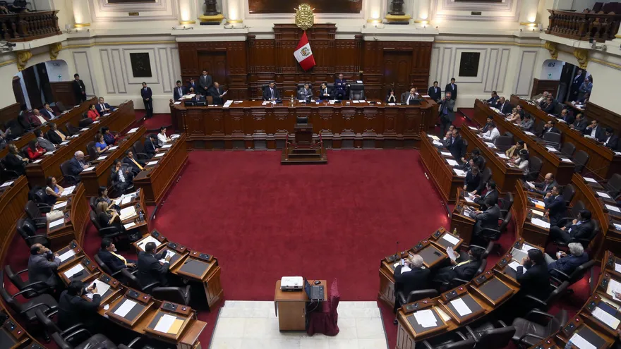 Vista general de una sesión plenaria del Congreso de Perú