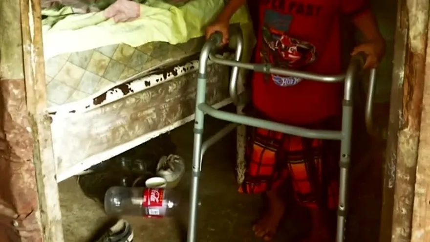 La familia que lucha por salir adelante en medio de la adversidad