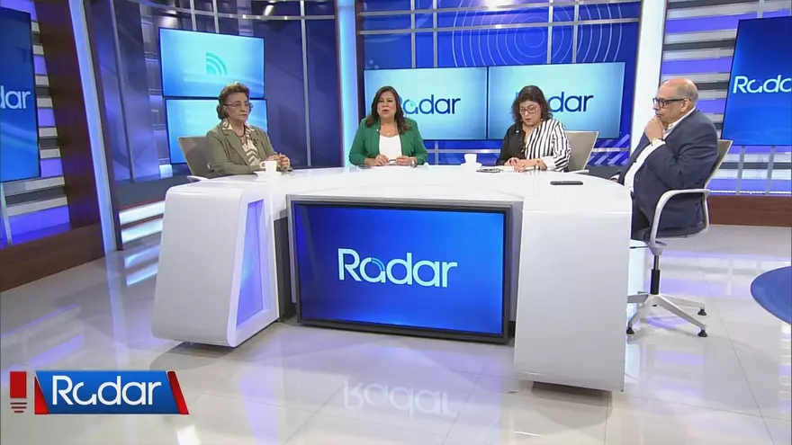 Panelistas del primer tema analizado en Radar, el balance al primer año de gobierno