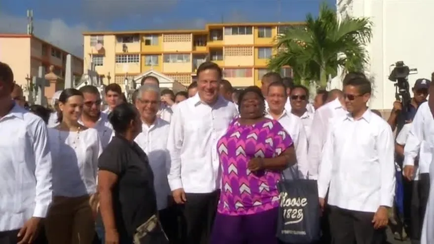 Honran a los próceres de la Patria en el Día de los Difuntos