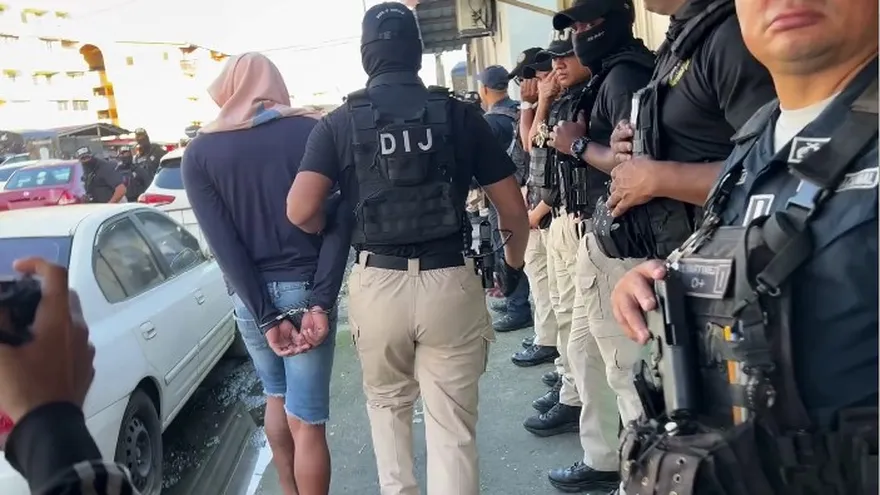 Autoridades realizaron detenciones en Colón.