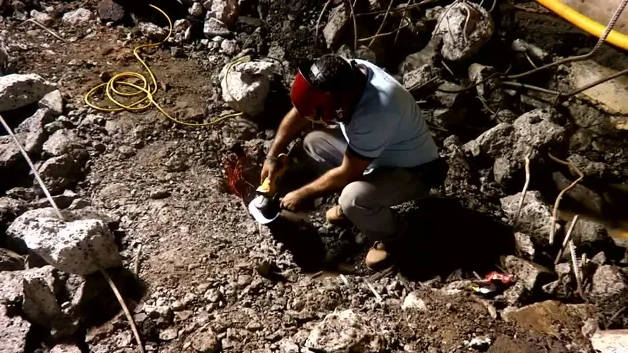 Perforación en línea principal afecta suministro de agua