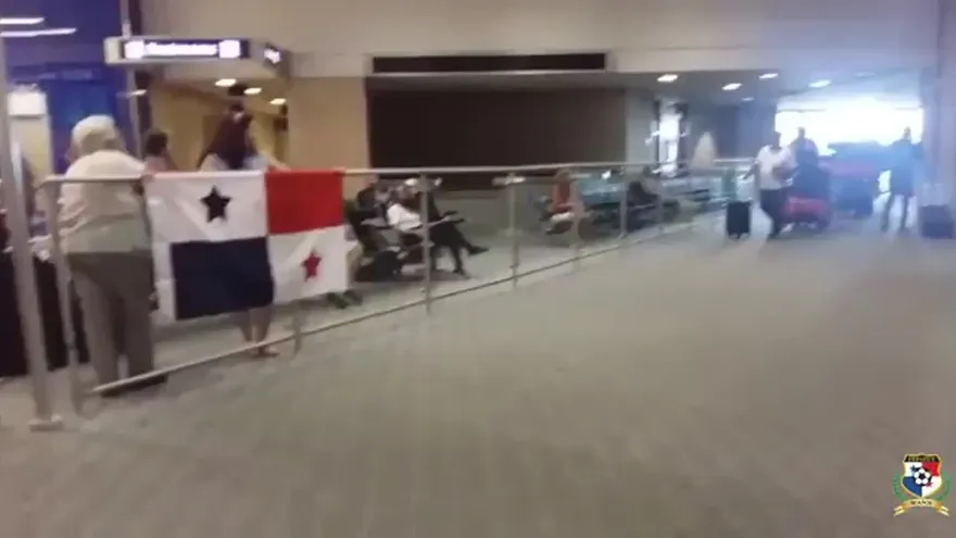 Así llegaron los jugadores panameños a Tampa, Florida