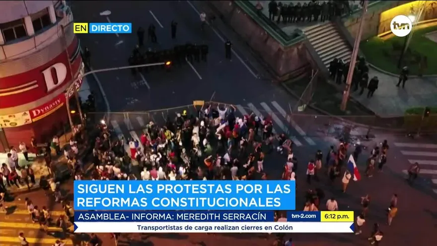 Estudiantes universitarios protestaron en los predios de la Asamblea