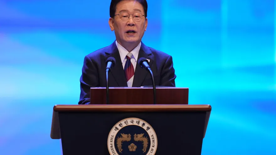 South Korean president proposes dialogue with North to formally end the Korean War