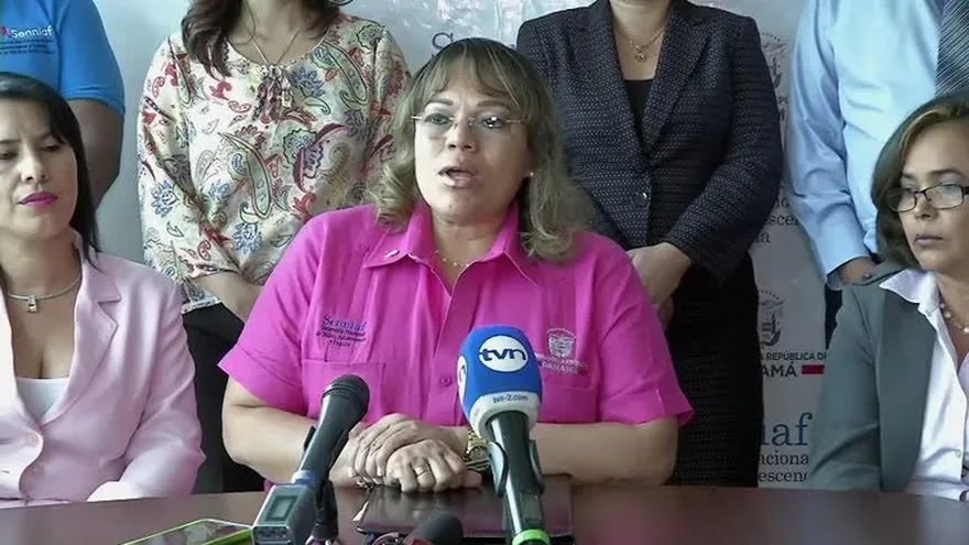 Recomiendan destituir a Idalia Martínez de Senniaf