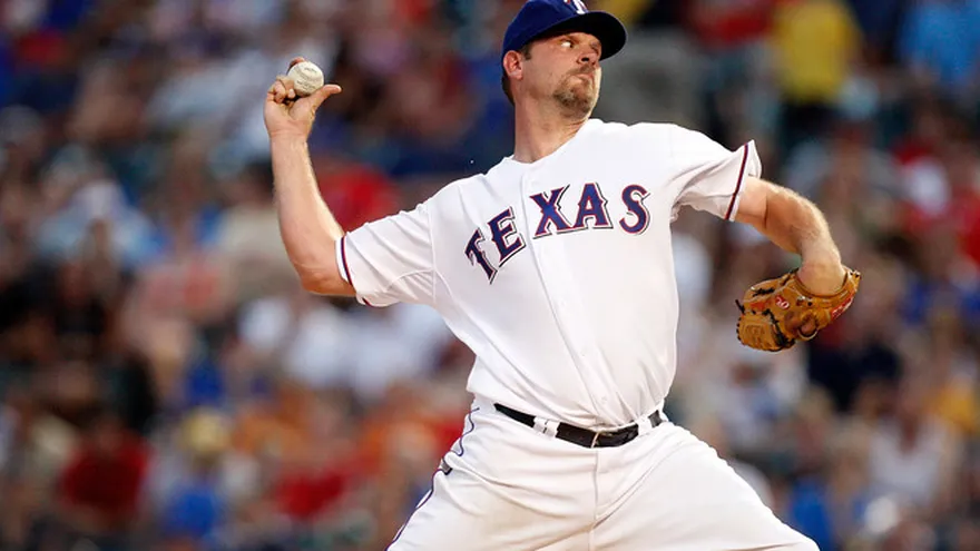 Millwood lanza 5 innings