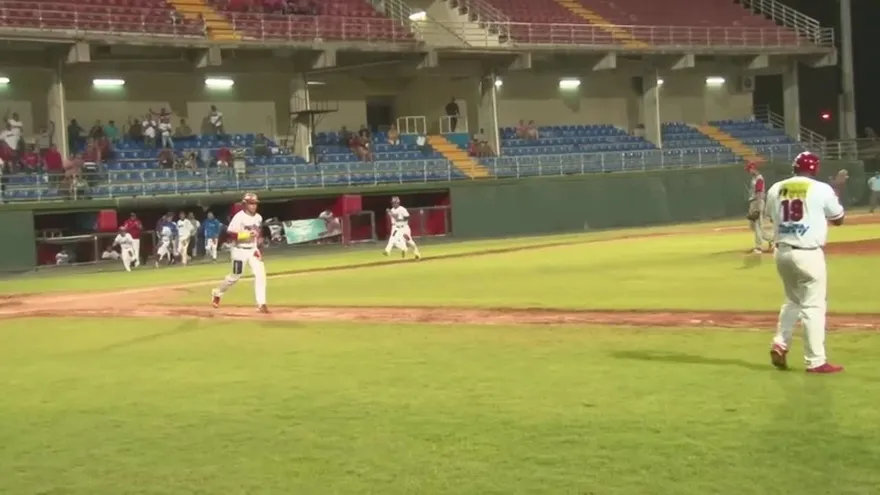 Panamá Metro empató la serie 1-1 a Coclé