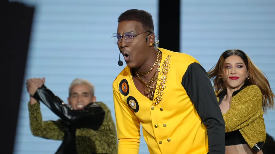 ¡Todos coreamos con Franklyn Robinson!