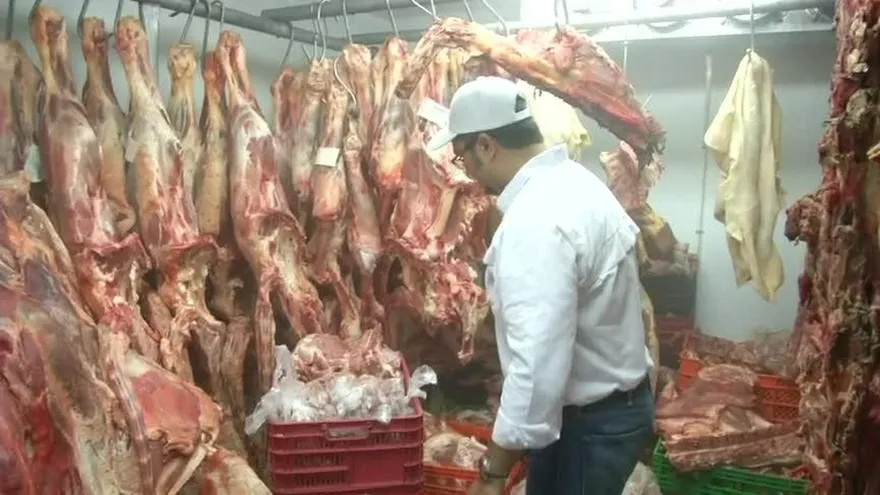 Minsa decomisa carne descompuesta en San Miguelito
