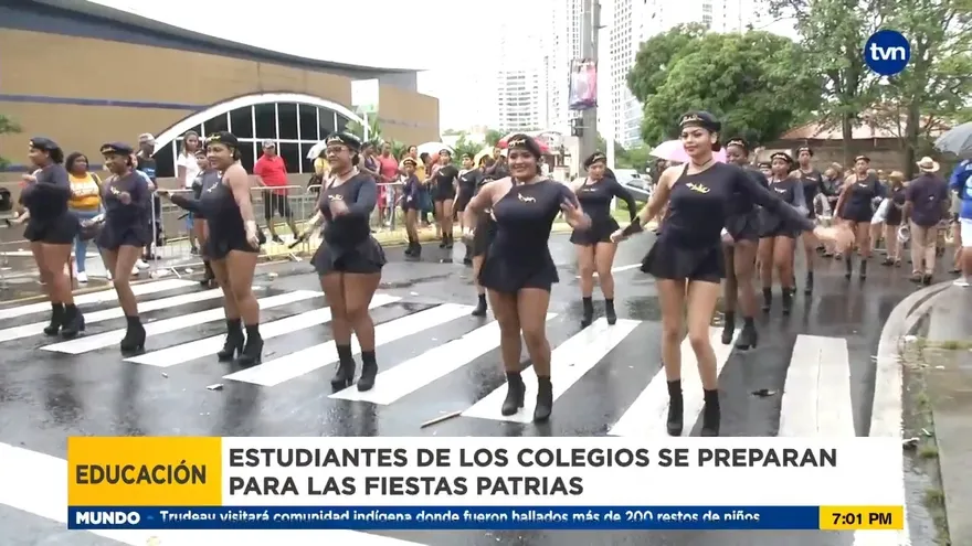 Colegios en expectativa por los desfiles patrios