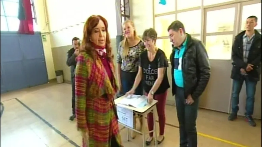 Cristina Kirchner sufragó para elegir a su sucesor