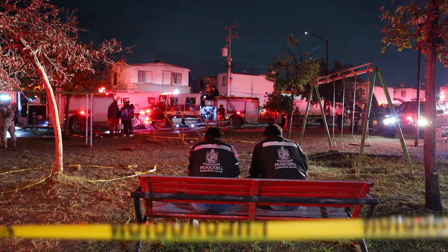 Explosión en fábrica clandestina de México