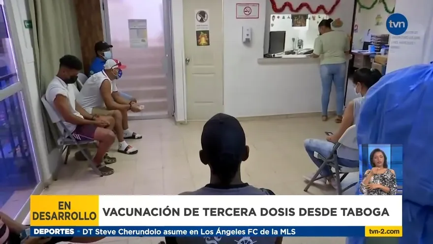 Aplican tercera dosis a residentes de Taboga