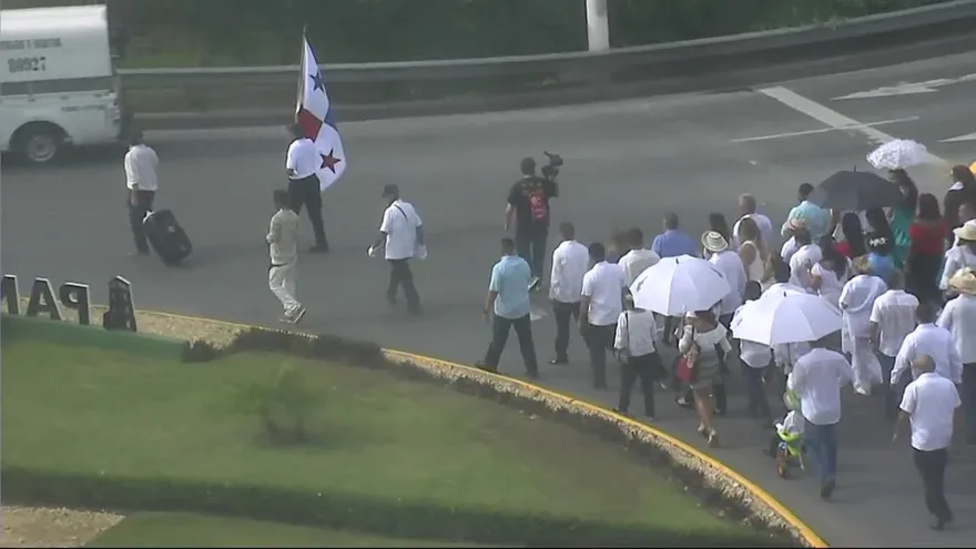 Desfiles cívicos en Panamá La Vieja