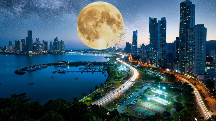 La Luna sugiera la amplia floración en el mes de mayo
