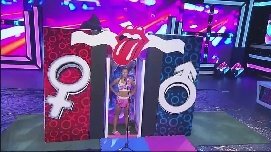 Varios baldazos repartió Anonymous en Deslenguados