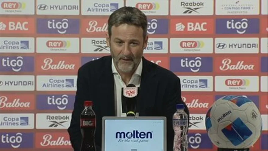 Conferencia de prensa de Thomas Christiansen luego del partido Panamá vs Surinam