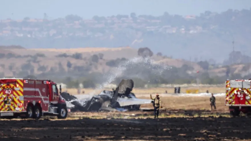 Caza estadounidense se estrella cerca de base militar en California
