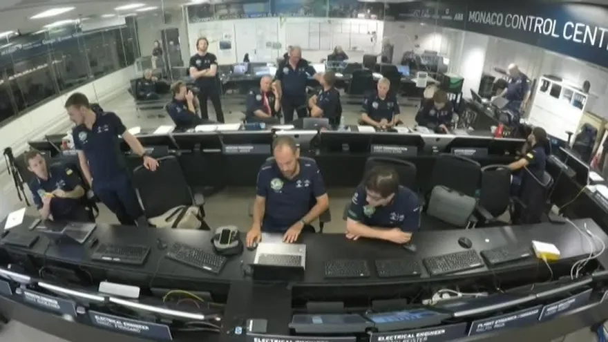 El avión solar comienza su última etapa para completar la vuelta al mundo