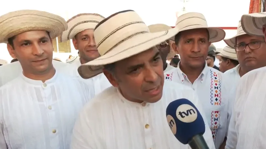 Ricardo Lombana se refiere al escándalo de los auxilios económicos del Ifarhu