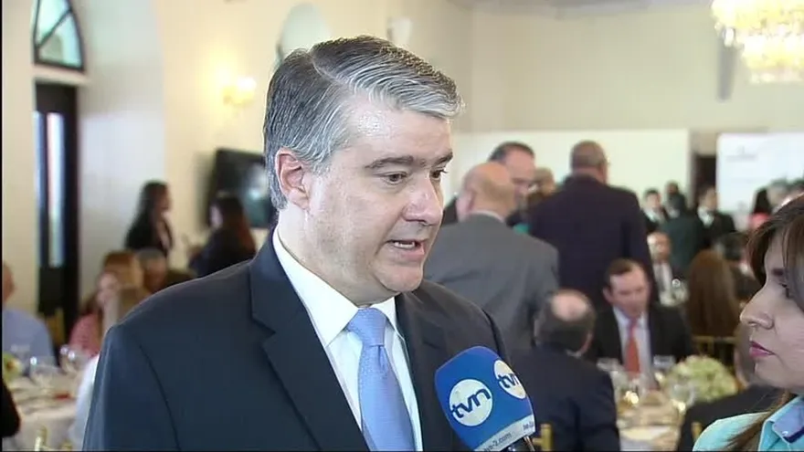 Reconocen esfuerzos por salida de Panamá de lista gris del GAFI