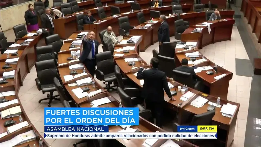 Enfrentamientos entre diputados por agenda legislativa
