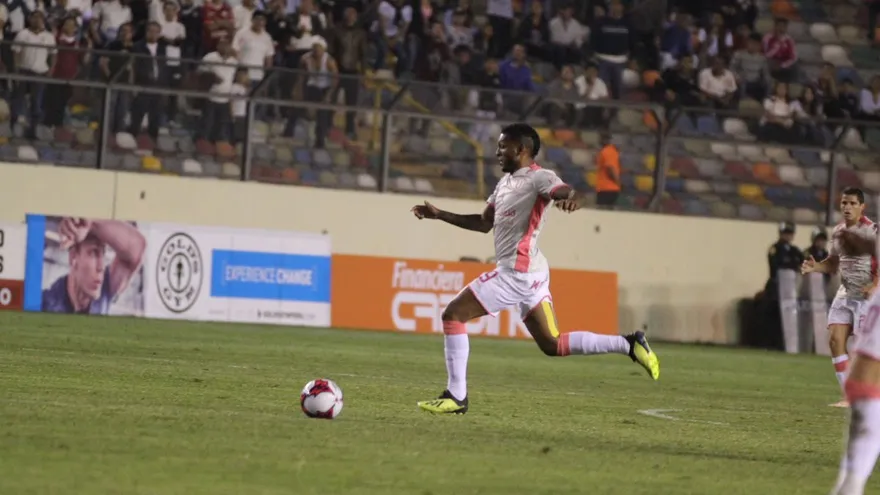 Gol de Alberto Quintero anotado en el triunfo sobre Sporting Cristal