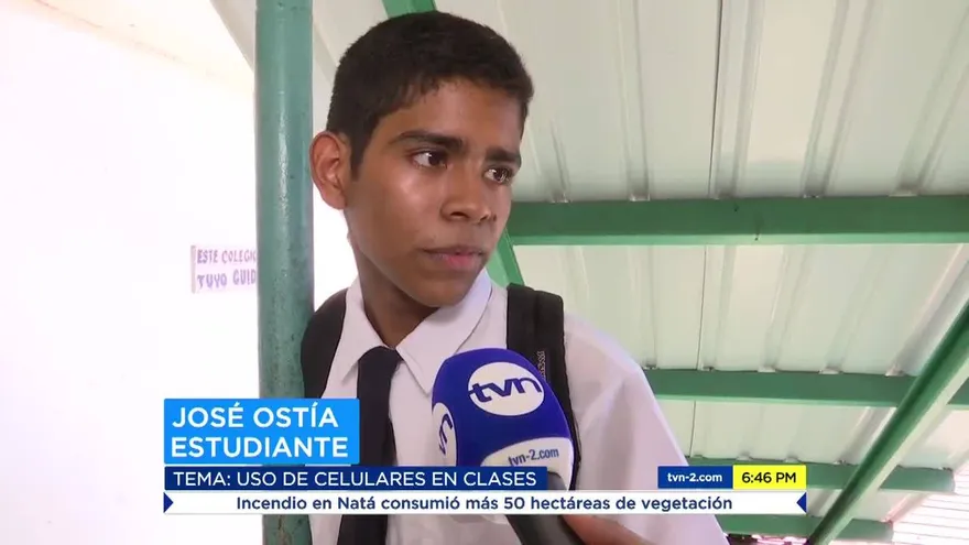 Prohíben uso de celulares dentro de centros educativos