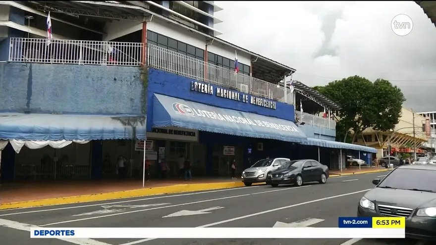 Funcionarios de la Lotería exigen el pago de la bonificación anual