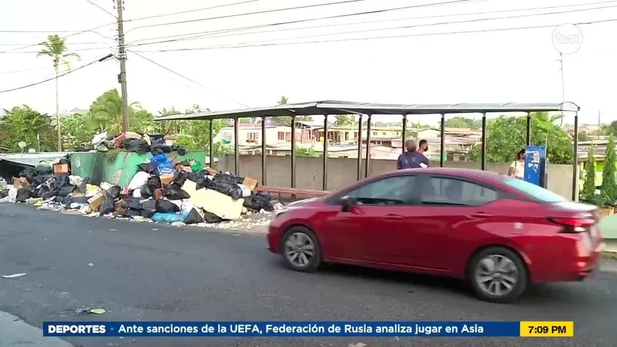 Basura vuelve a inundar San Miguelito