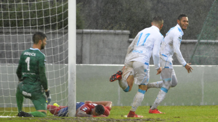 Ismael Díaz en corto tiempo, se ha convertido en uno de los artilleros del RCD Fabril