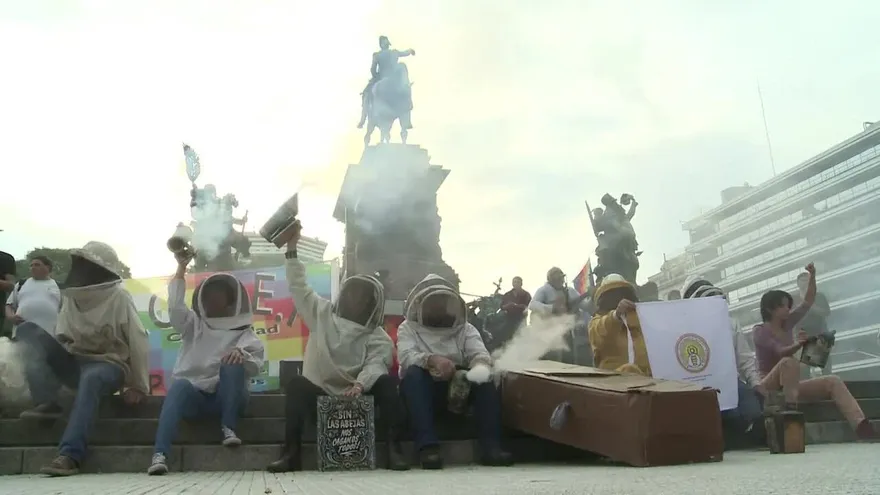 Argentinos protestan contra Monsanto