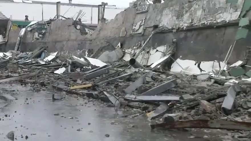 Infraestructura colapsa en la vía Frangipani