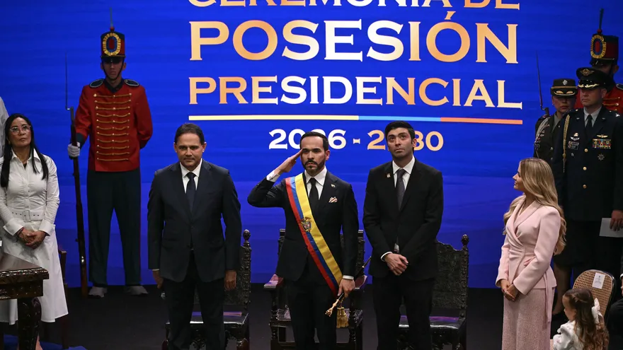 Abelardo de la Espriella sworn in as new president of Colombia
