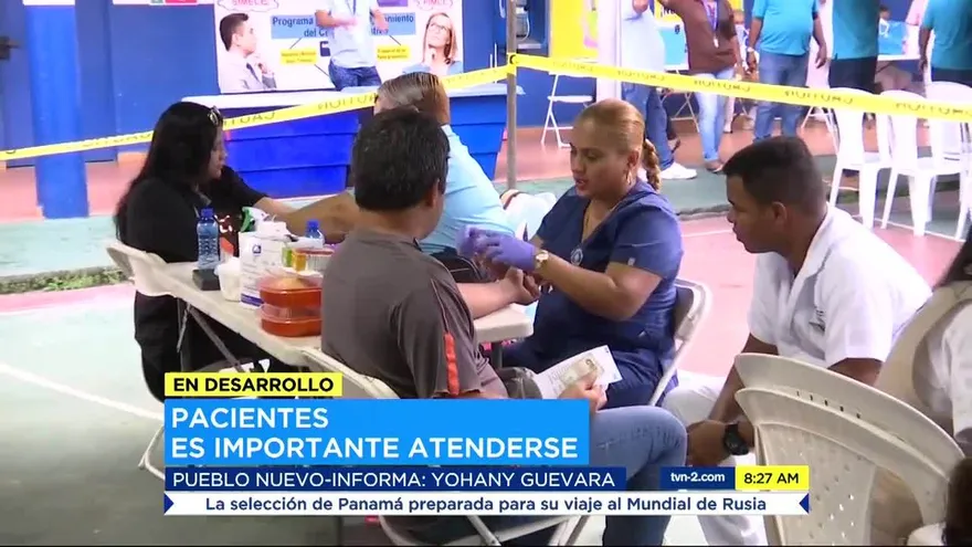 Pacientes se atienden en censo de salud preventiva en Pueblo Nuevo