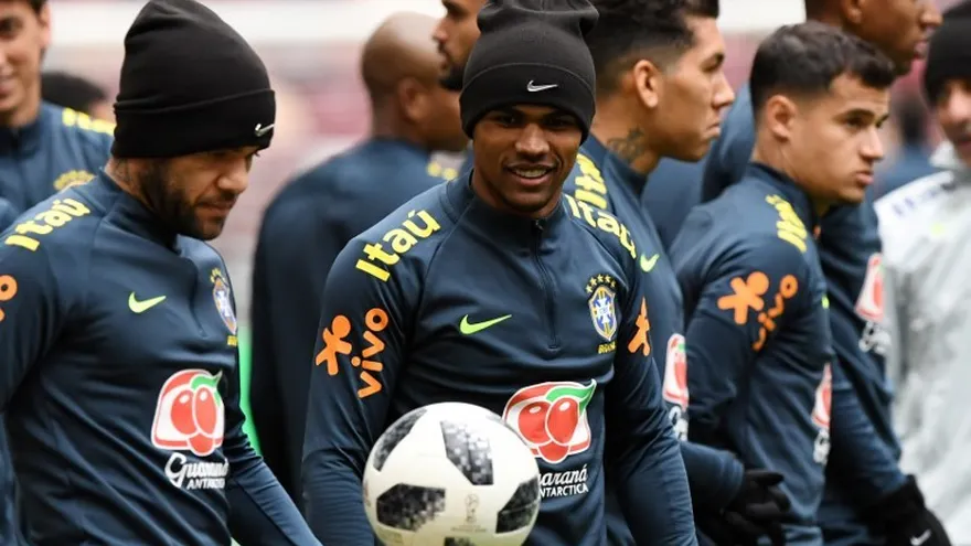 Brasil se prueba ante Rusia en el estadio donde sueña ser campeón