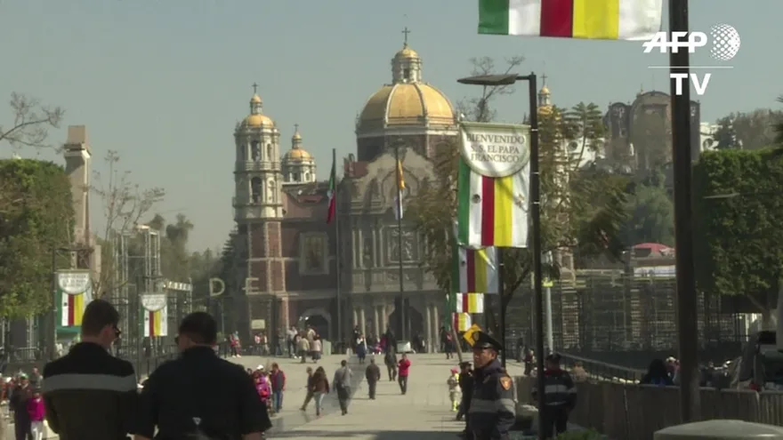 Mexicanos se preparan para recibir al papa