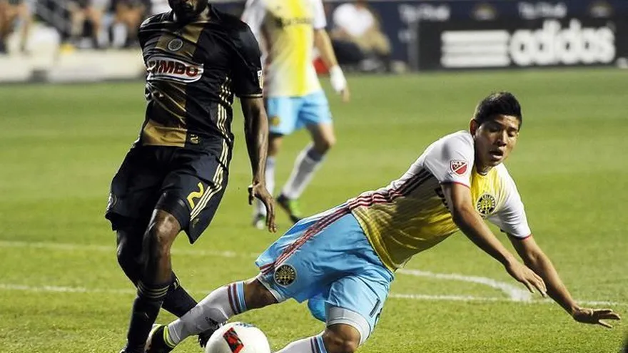 Cristian Martínez (der.).