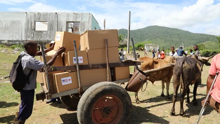 US aid reaches Cuban hurricane victims via ox cart and bicycle