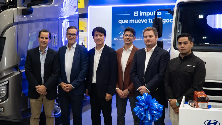 El centro de la operación de vehículos comerciales está en San Miguelito, con más de 3,000 m² dedicados a taller, servicio posventa y almacén de repuestos para la marca.