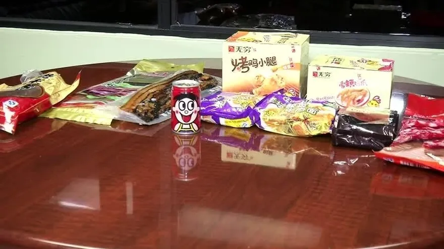 Destituyen a funcionarios por permitir entrada de alimentos sin registros sanitarios