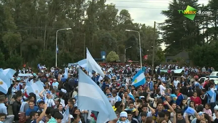 Hinchas reciben a selecci