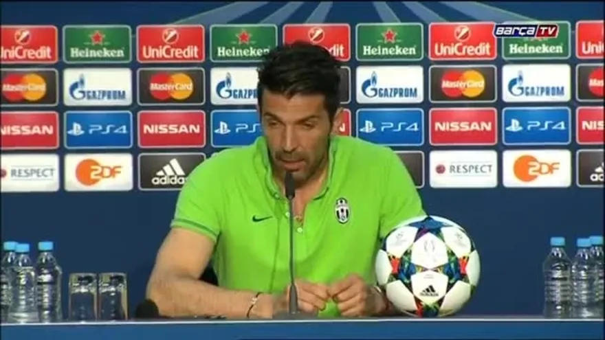 Buffon y Bonucci sobre la final